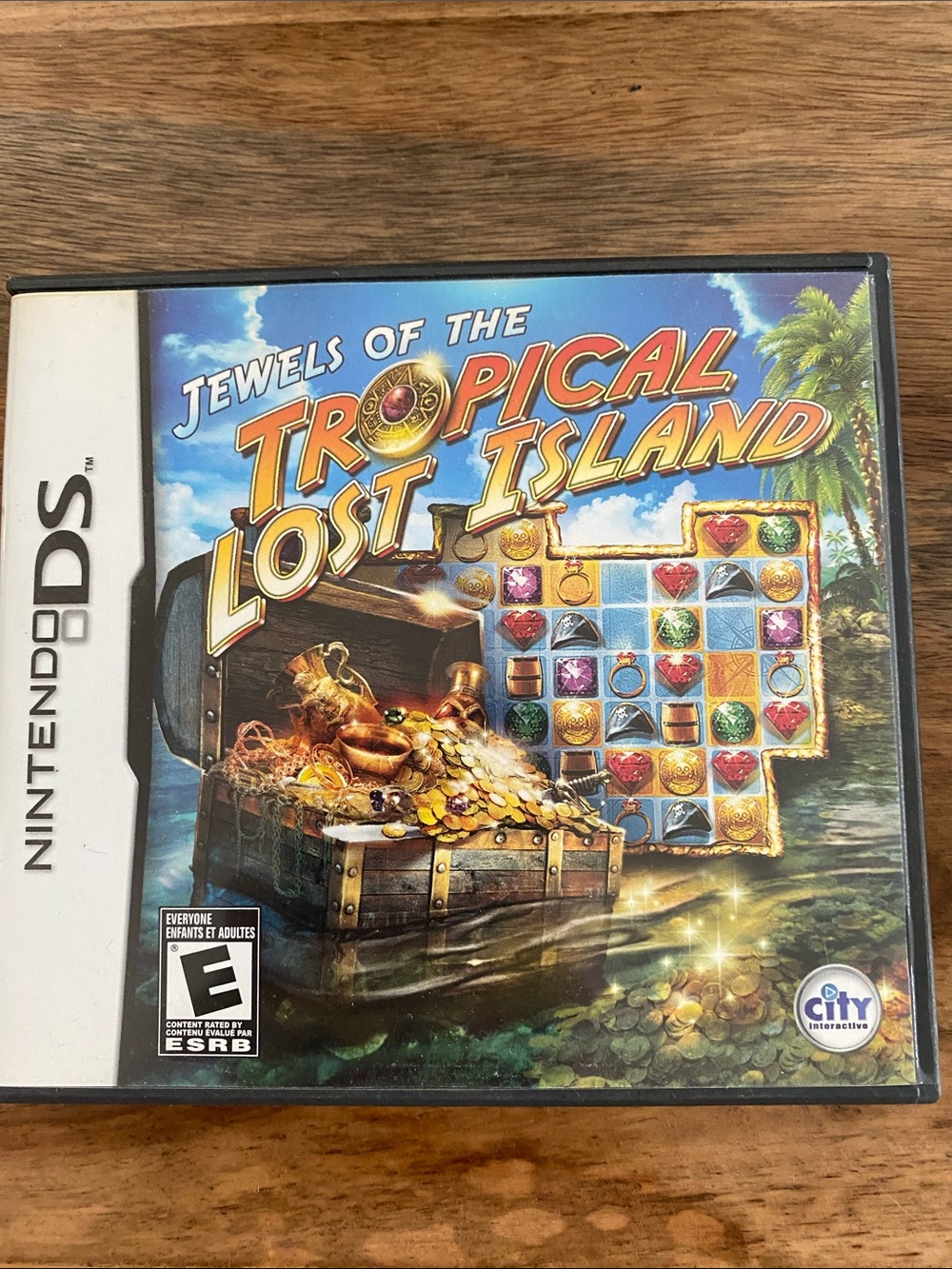 Nintendo Jewels of the Tropical Lost Island - Tropical Artwork (Blue/Gold)